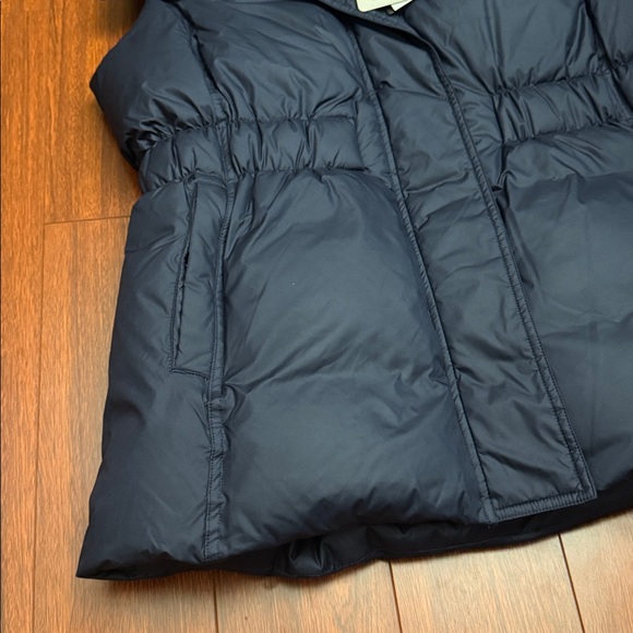 Macpac Navy Blue Hooded Women's Vest - Picture 15 of 15